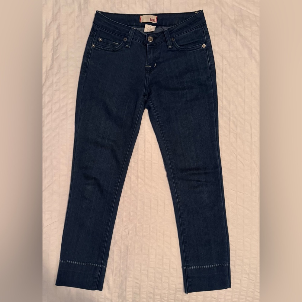 BDG low/mid rise cropped skinny blue jeans size 24